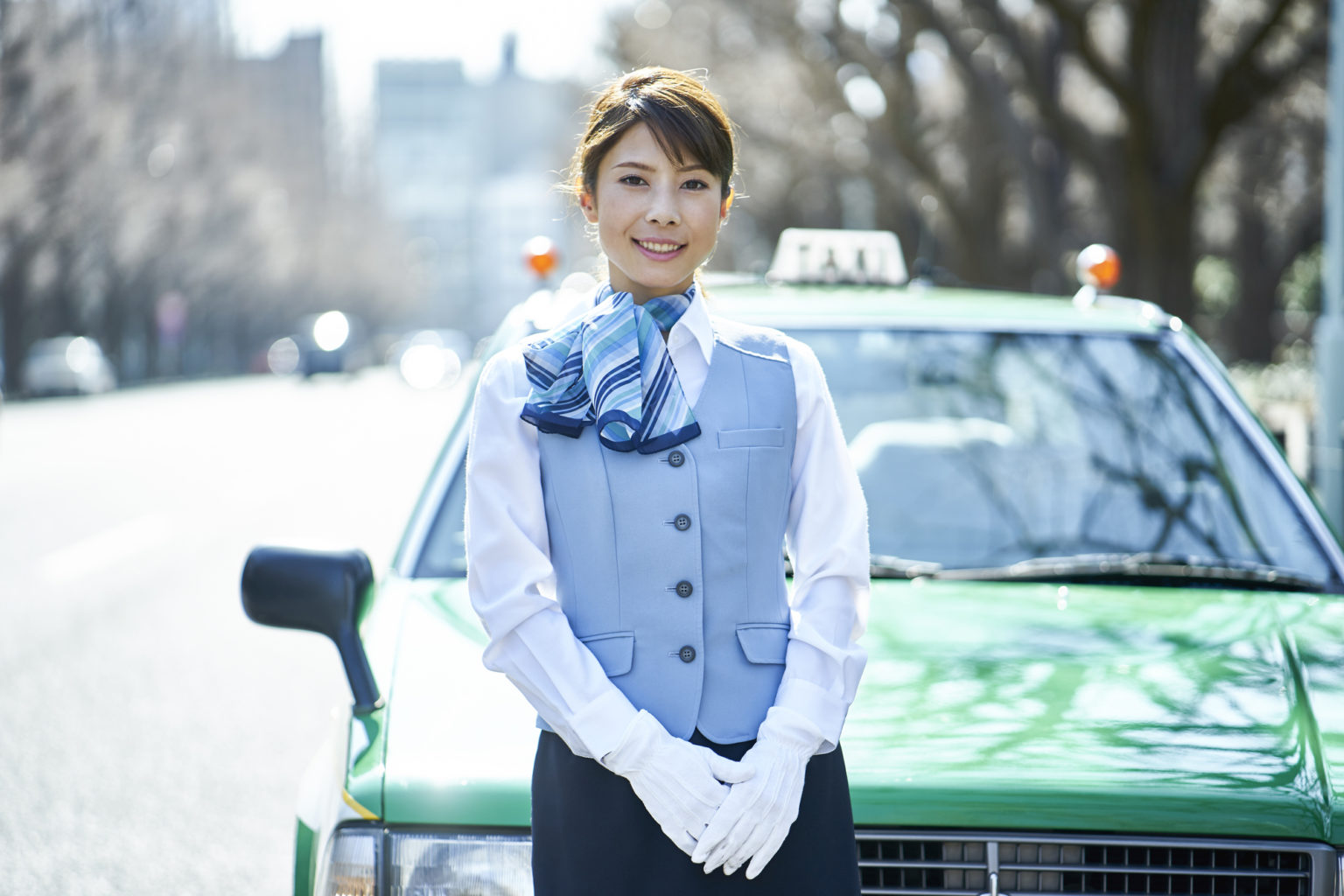 年収700万円を稼ぐ女性タクシー運転手「朝が早いパティシエはキツくて、夜勤に」転職で給料は2倍